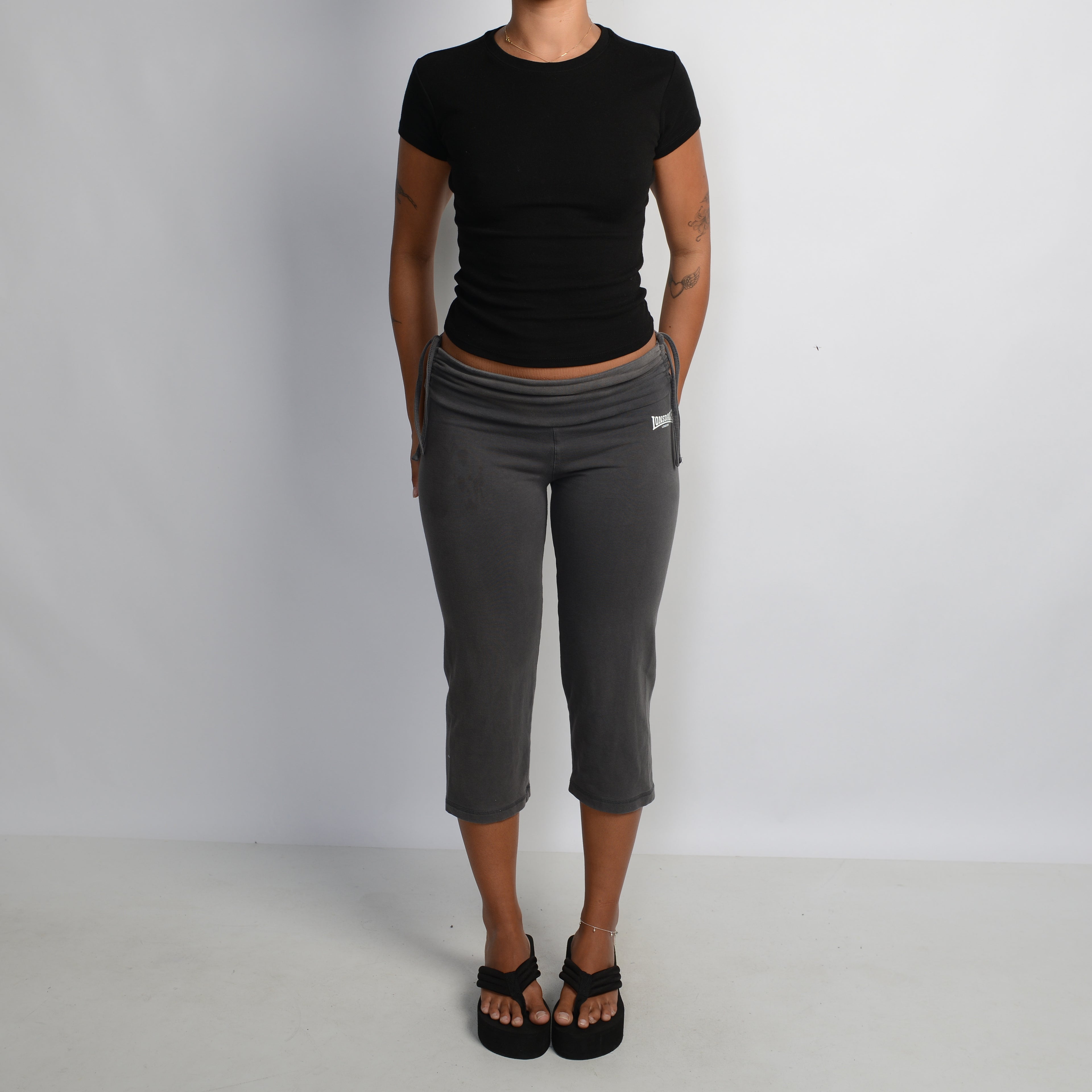 GREY CAPRI LOUNGE PANTS