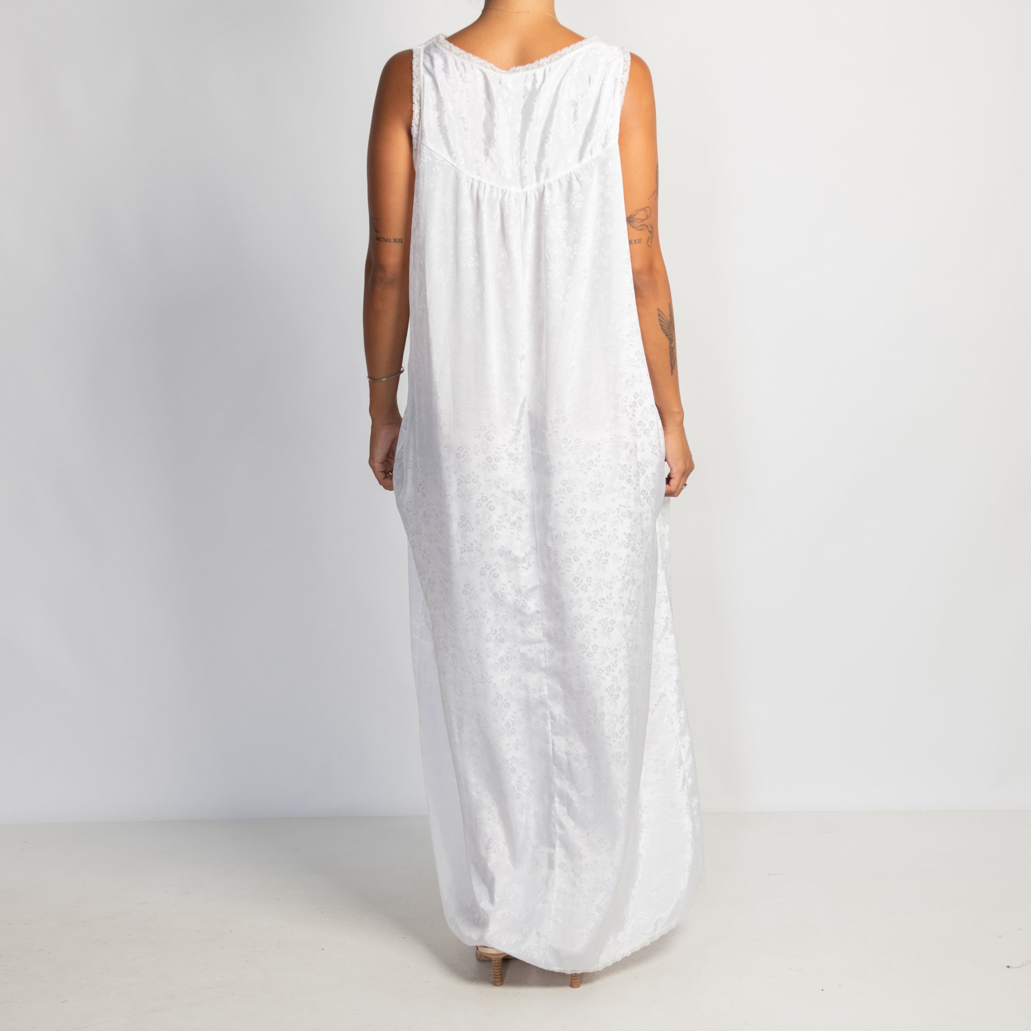 WHITE SATIN NIGHTIE