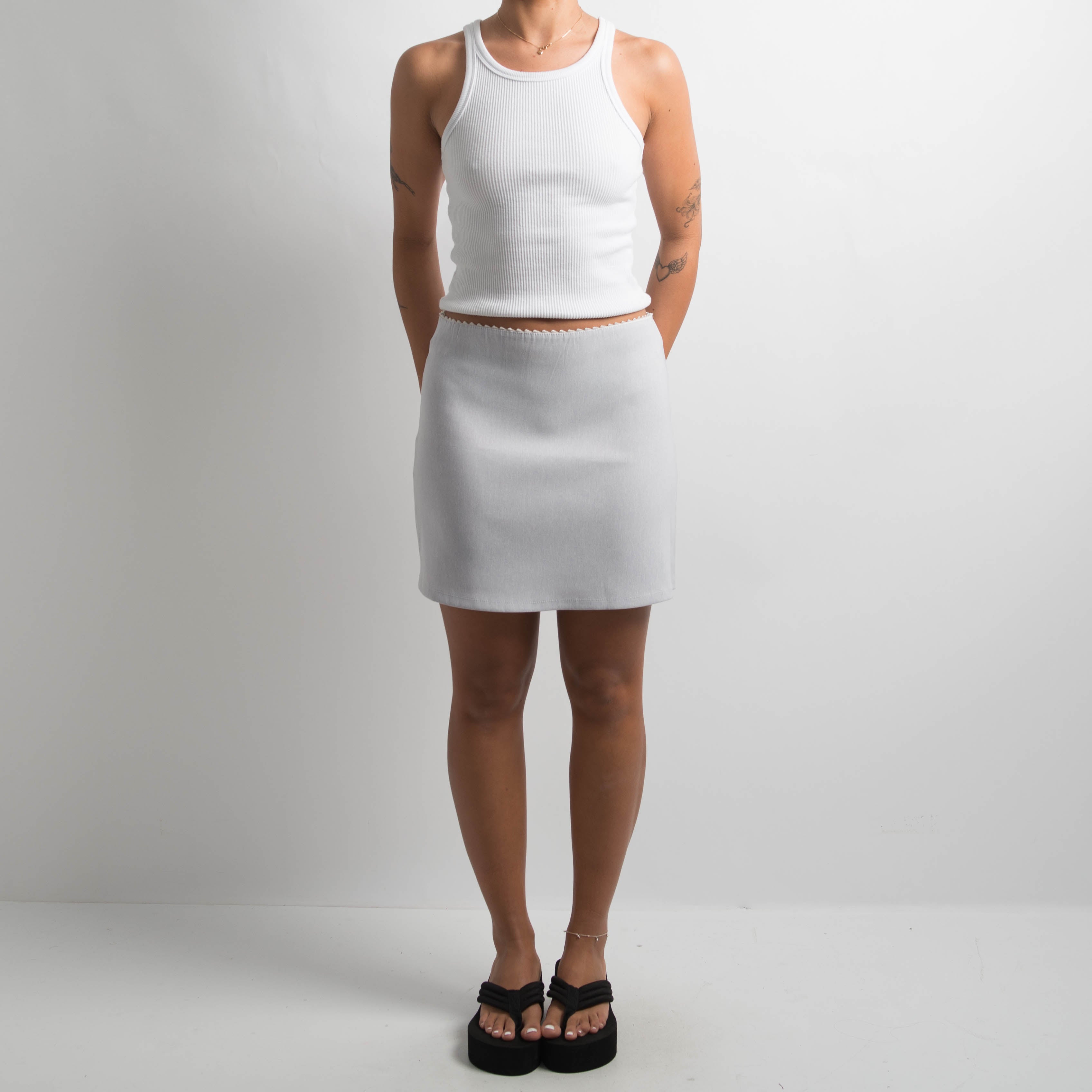 LIGHT GREY PICOT TRIM SKIRT