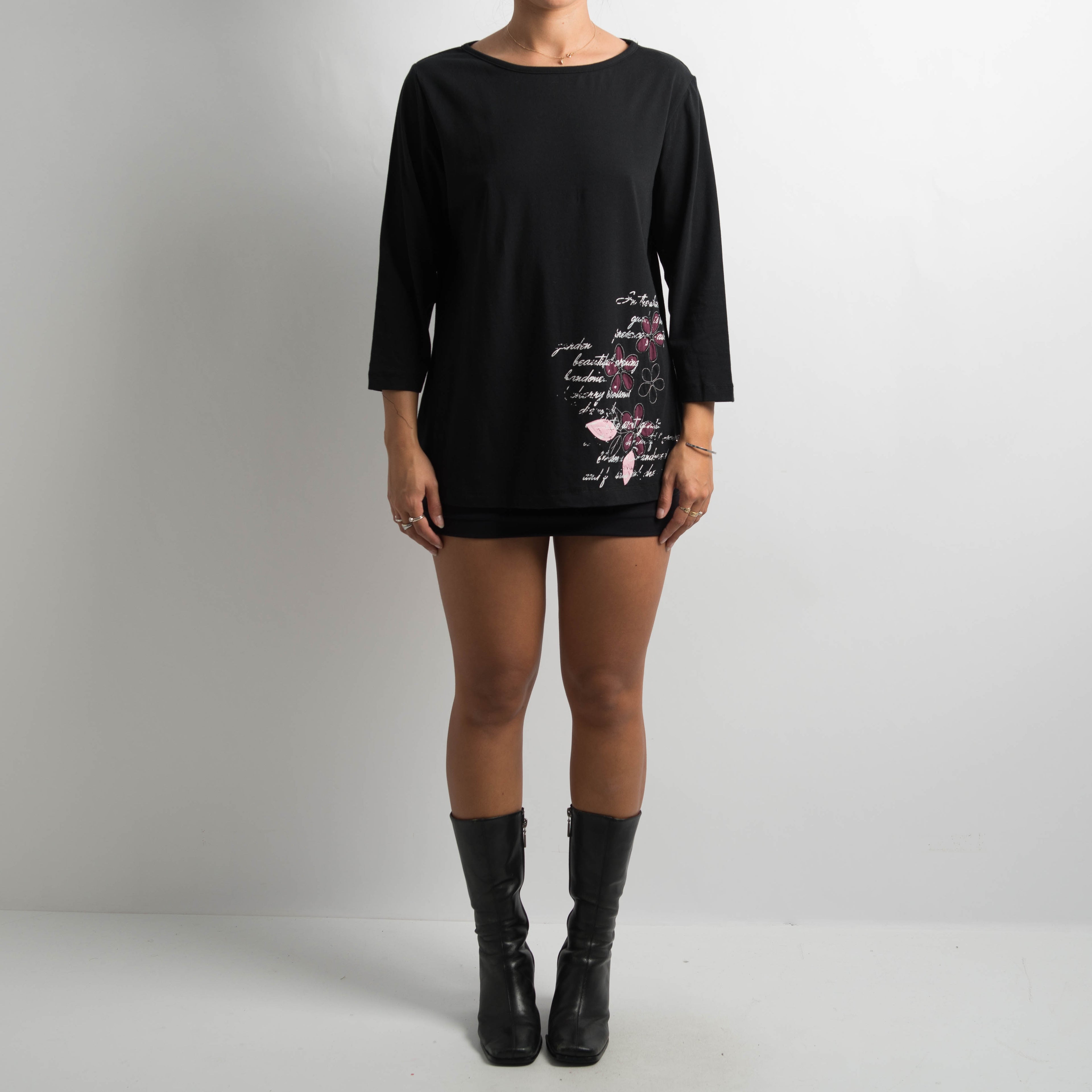 BLACK LONG SLEEVE TOP