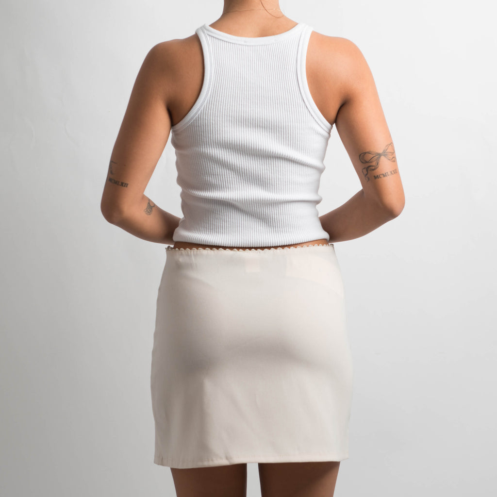 CREAM PICOT TRIM SKIRT