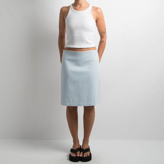 BLUE PICOT TRIM MIDI SKIRT