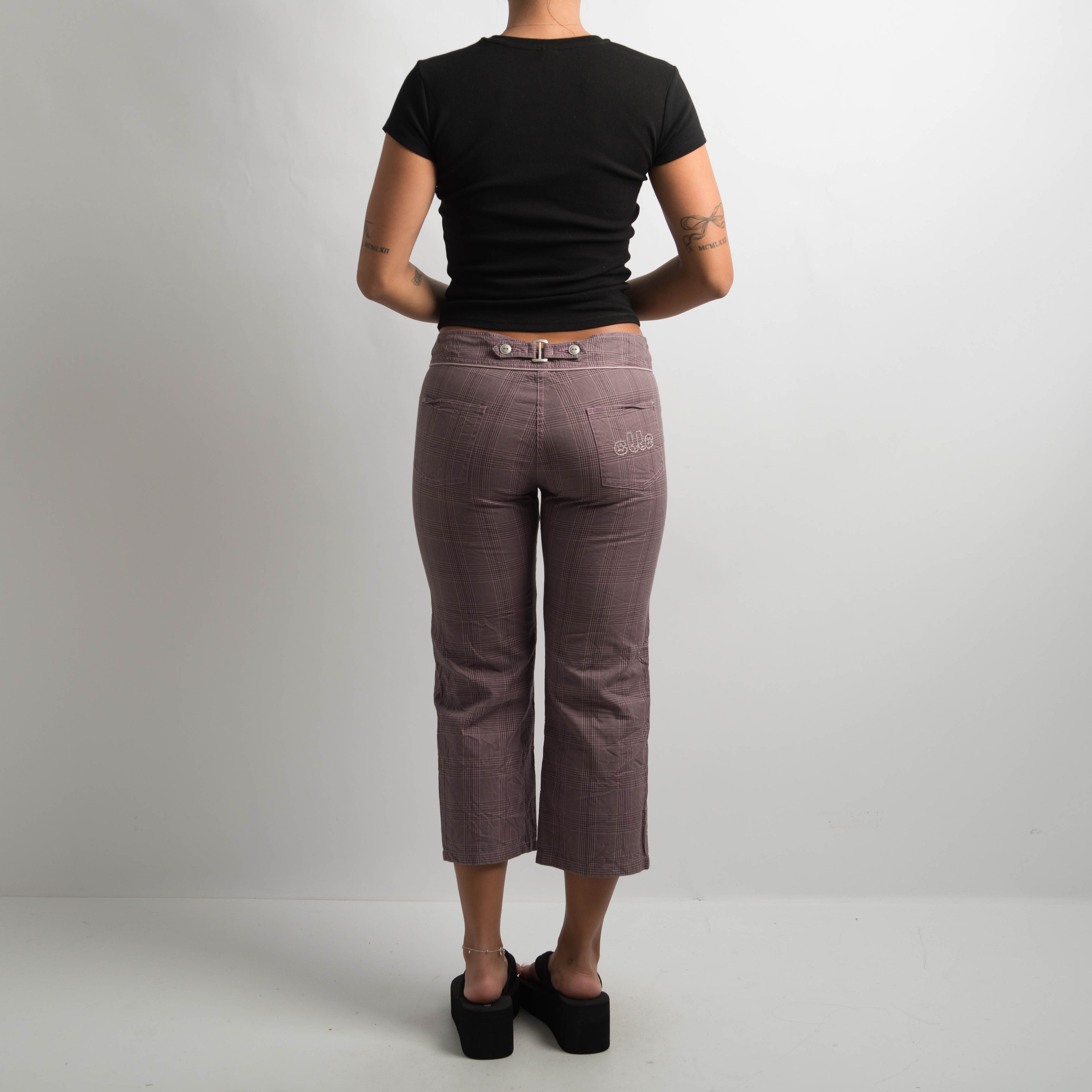 PINK GINGAM CAPRI PANTS