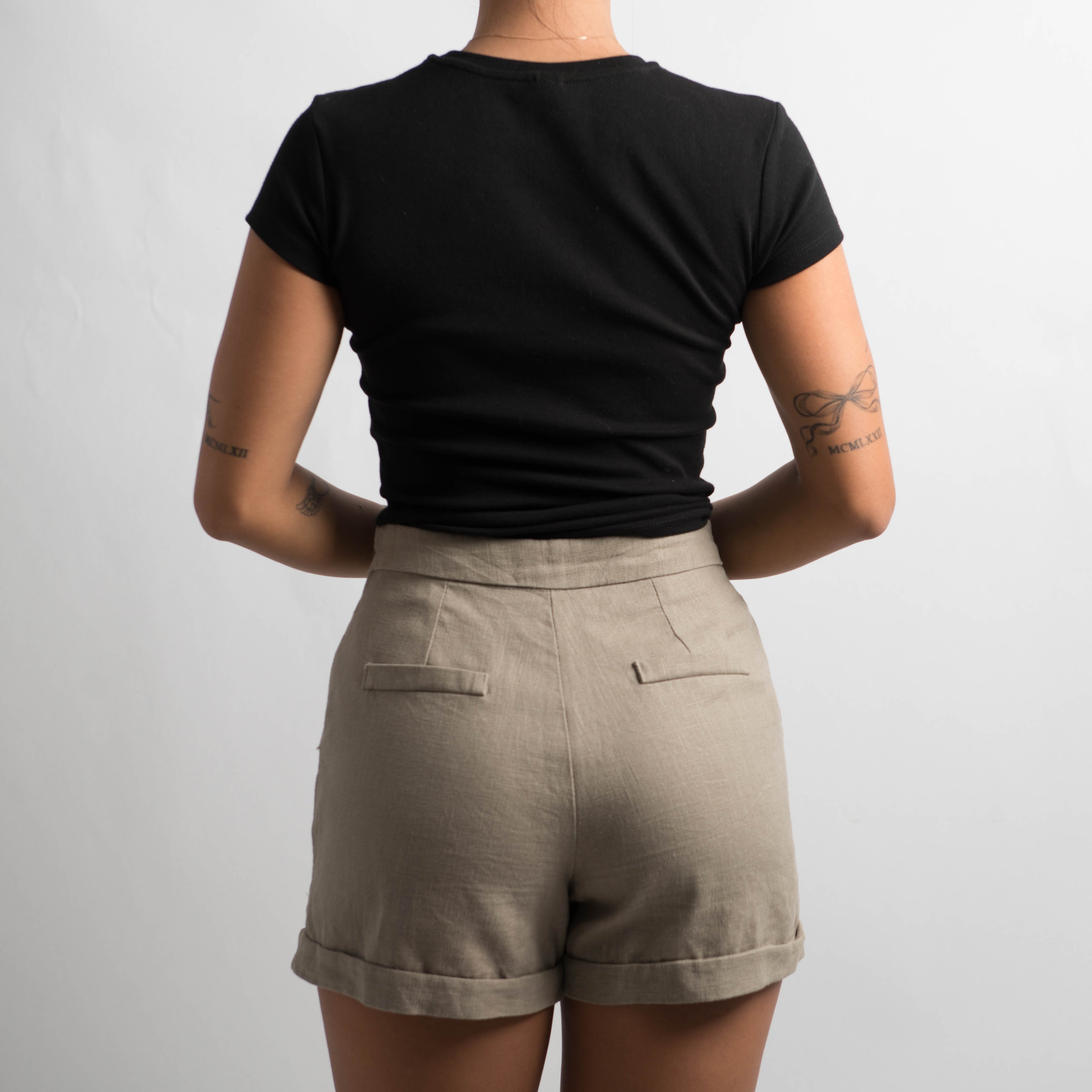 BROWN LINEN SHORTS