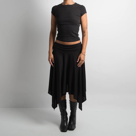 BLACK ASYMMETRIC MIDI SKIRT