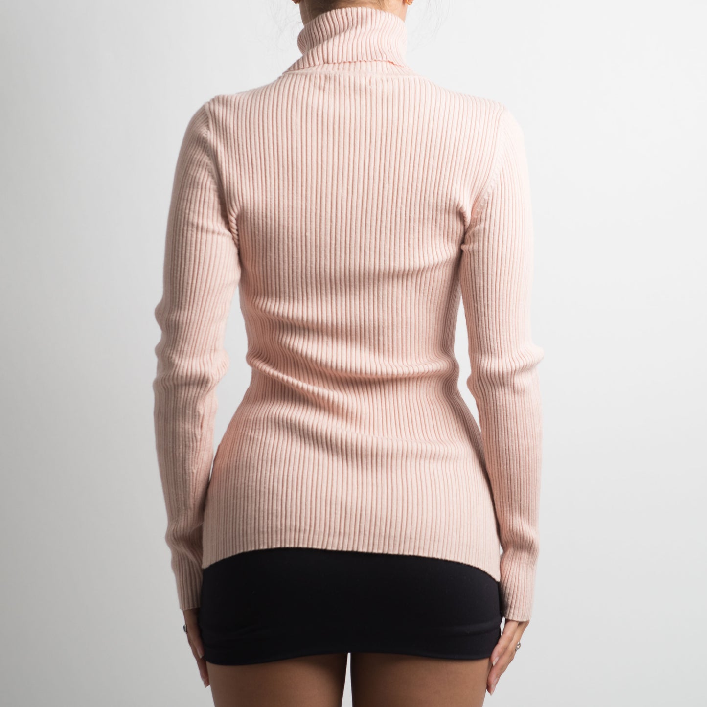 PINK RIBBED TURTLENECK