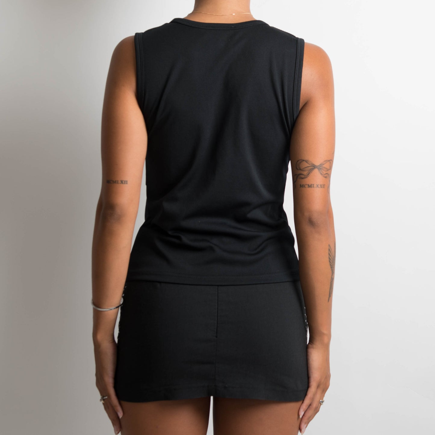 BLACK PANEL SLEEVELESS TOP