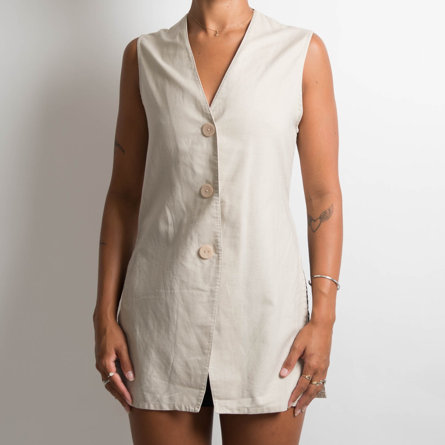 BEIGE LINEN VEST