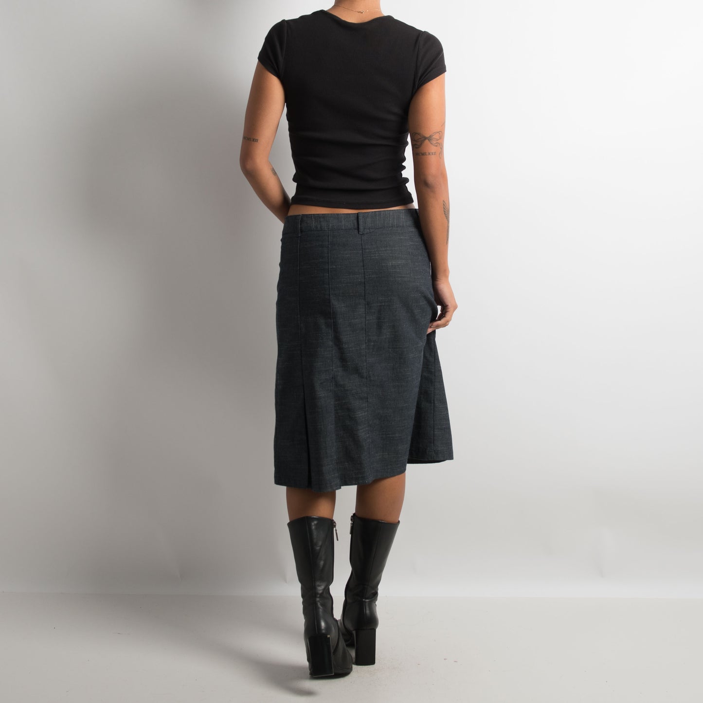 PLEATED MIDI SKIRT