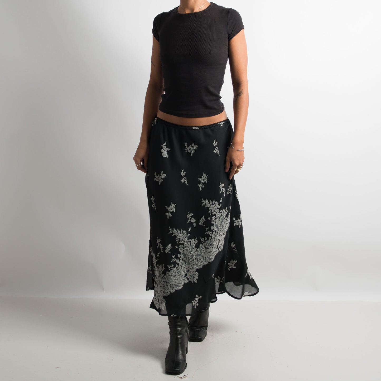 BLACK PAISLEY SKIRT