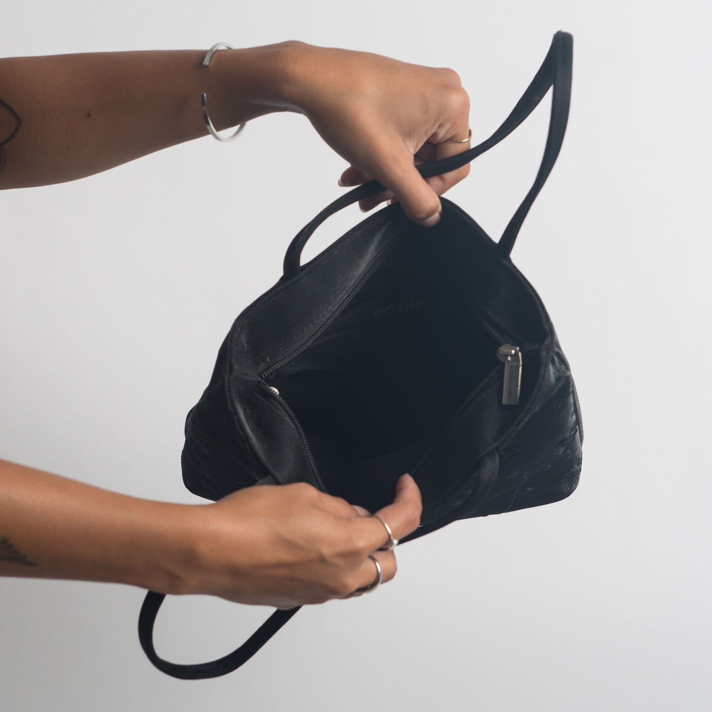 BLACK EMBROIDERED BAG