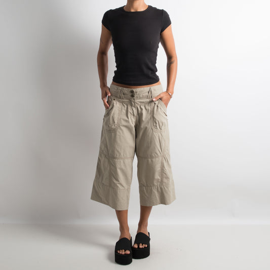 BEIGE WIDE LEG CAPRI PANTS