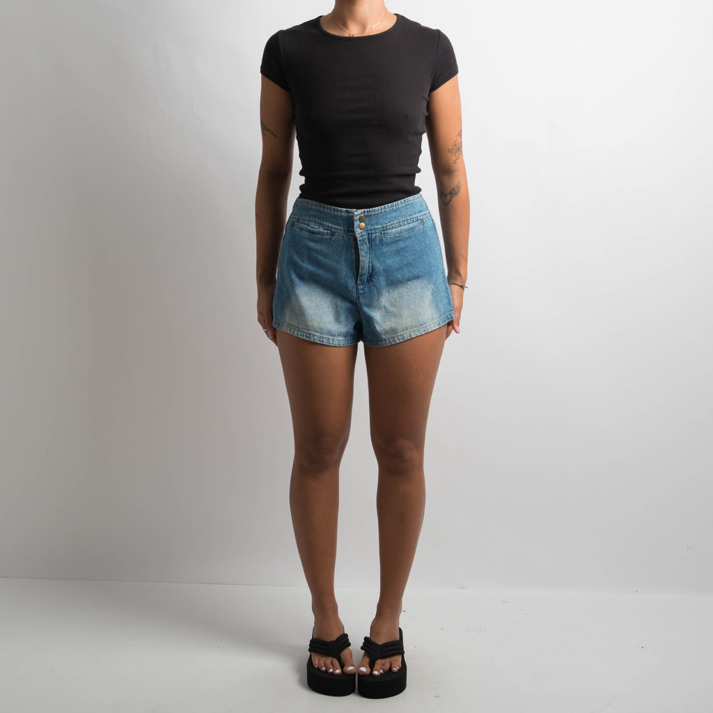 MID WASH DENIM SHORTS