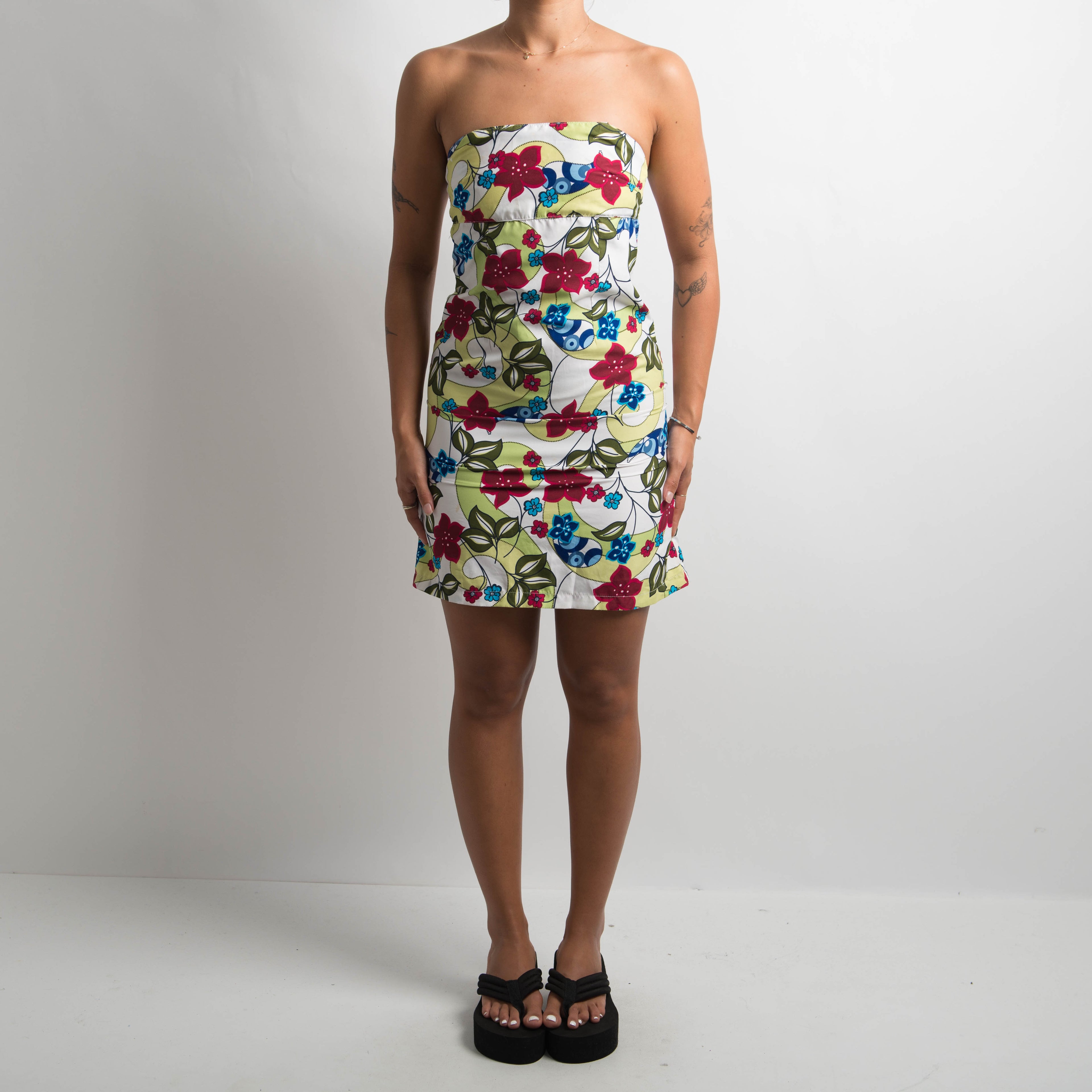 STRAPLESS FLORAL DRESS