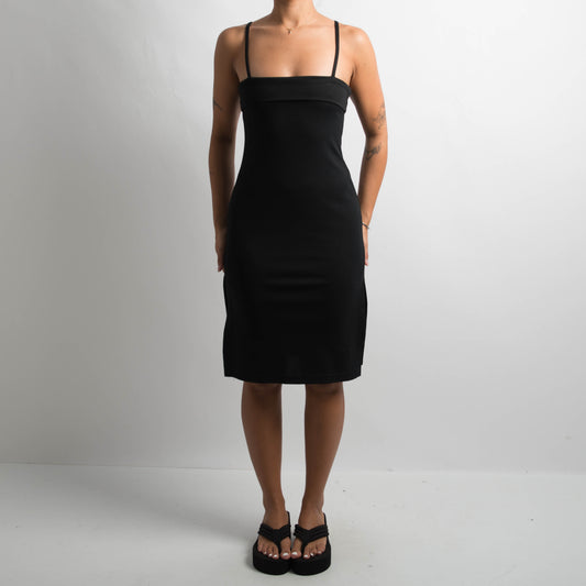 BLACK 90'S DRESS