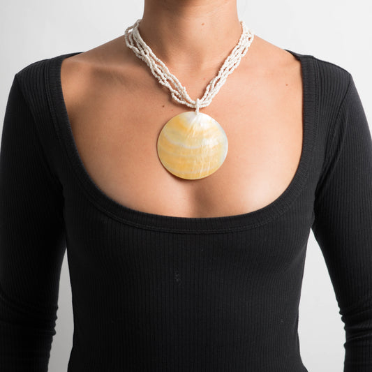 WHITE SHELL NECKLACE