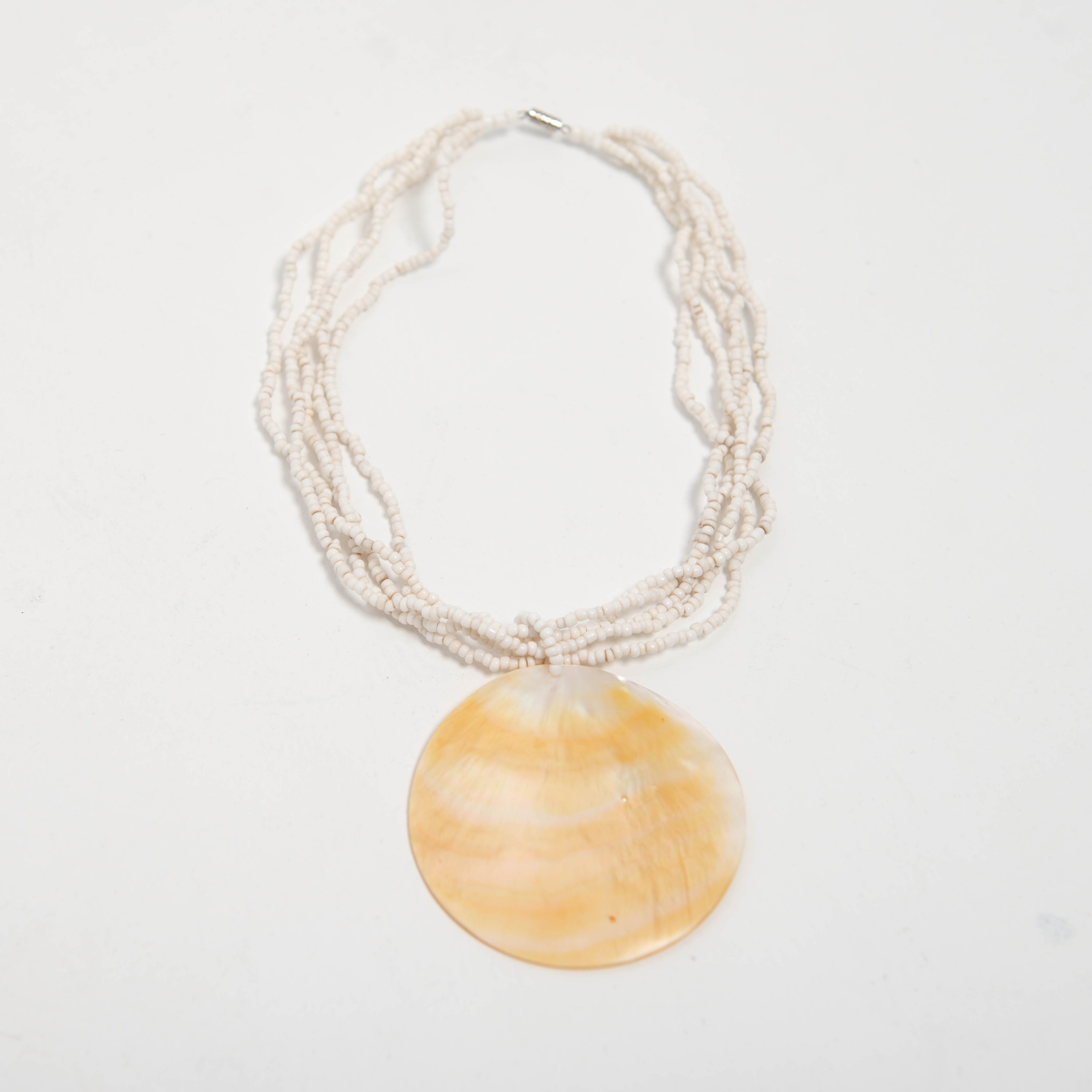 WHITE SHELL NECKLACE