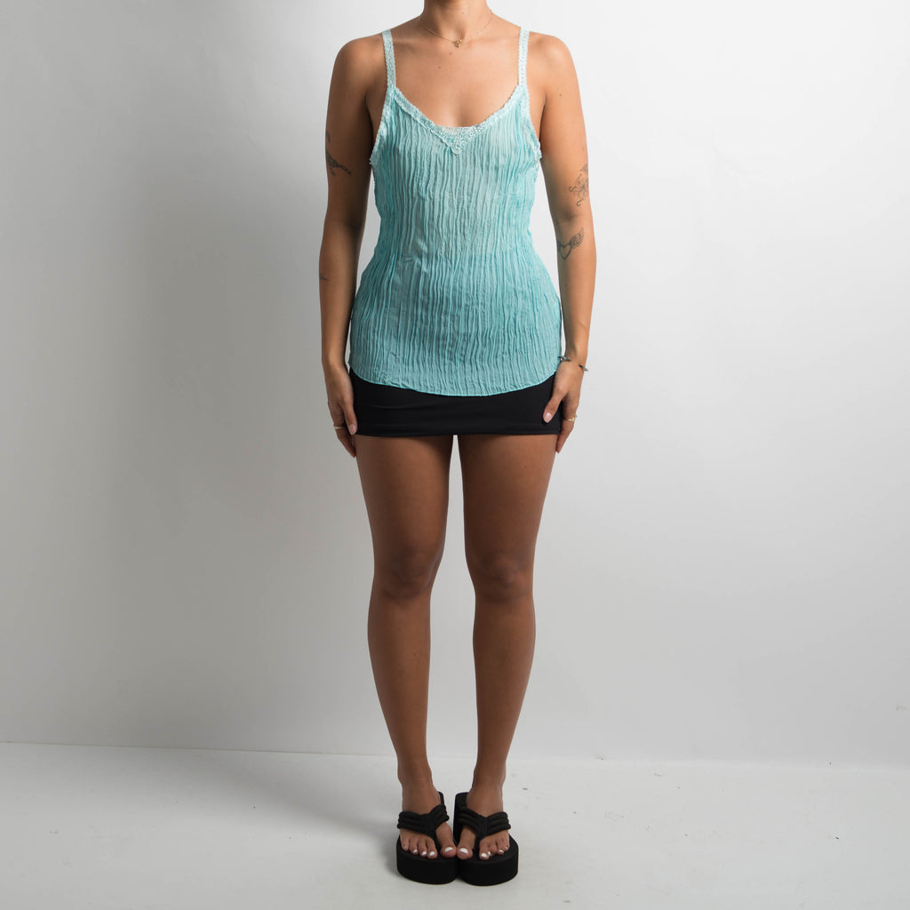 TEXTURED BLUE CAMISOLE