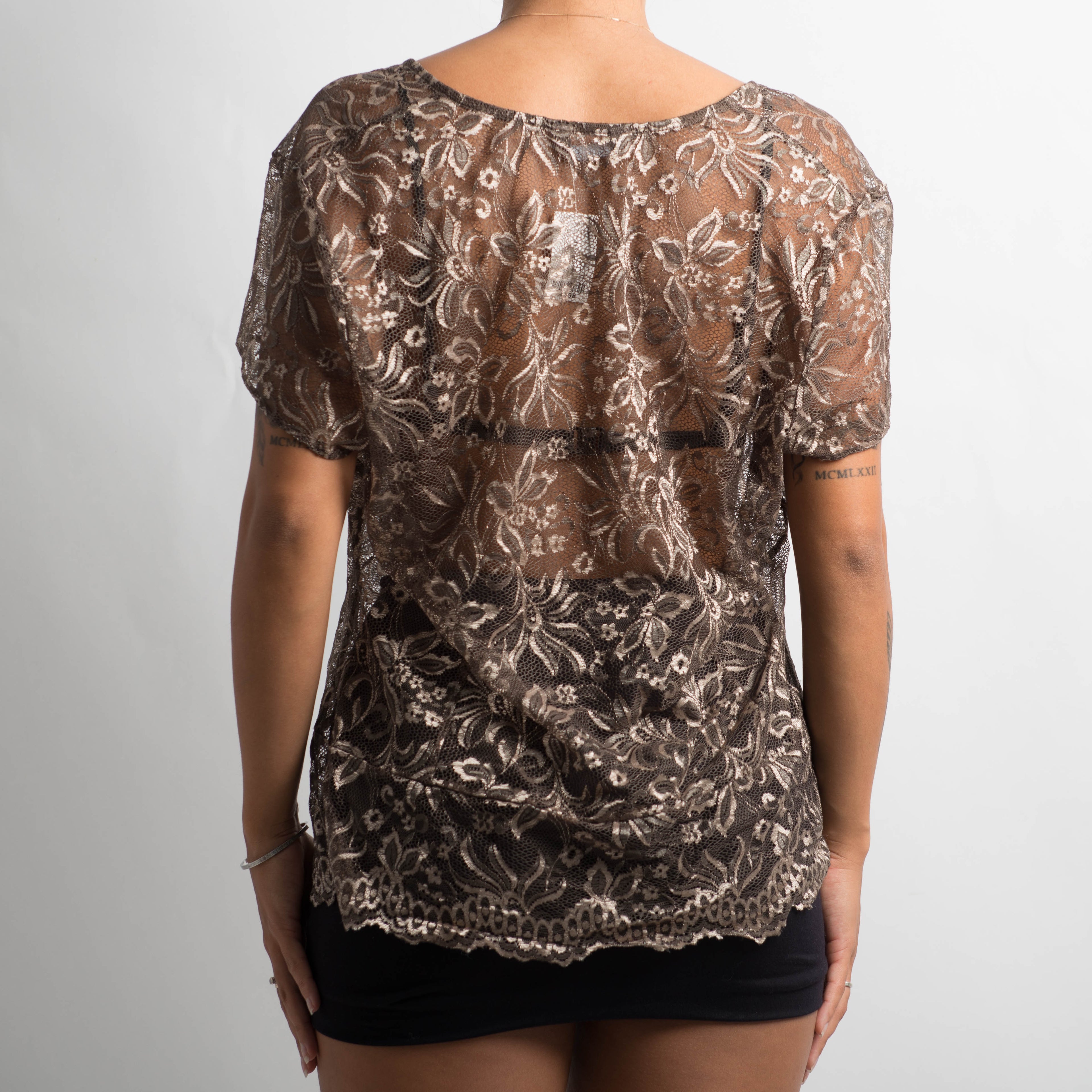 BROWN LACE BUTTON TOP