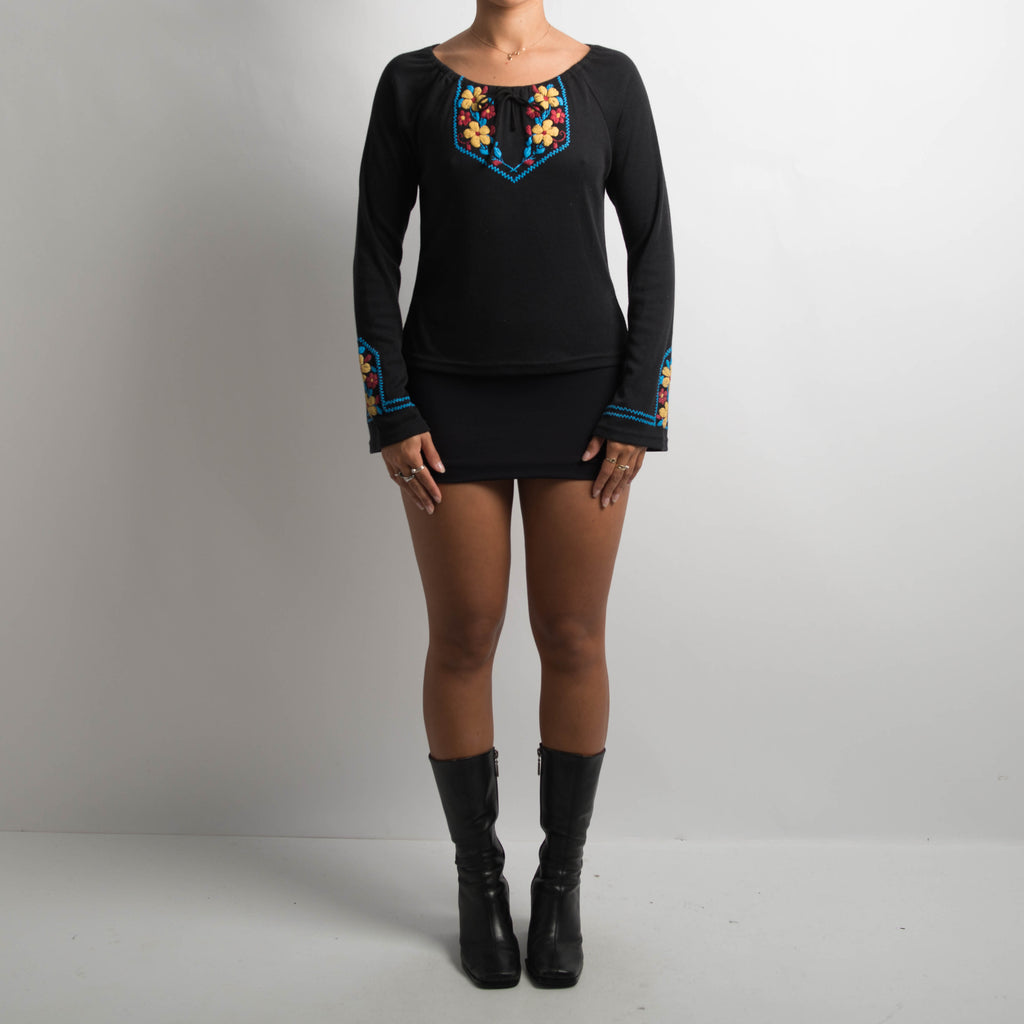 FLORAL LONG SLEEVE TOP