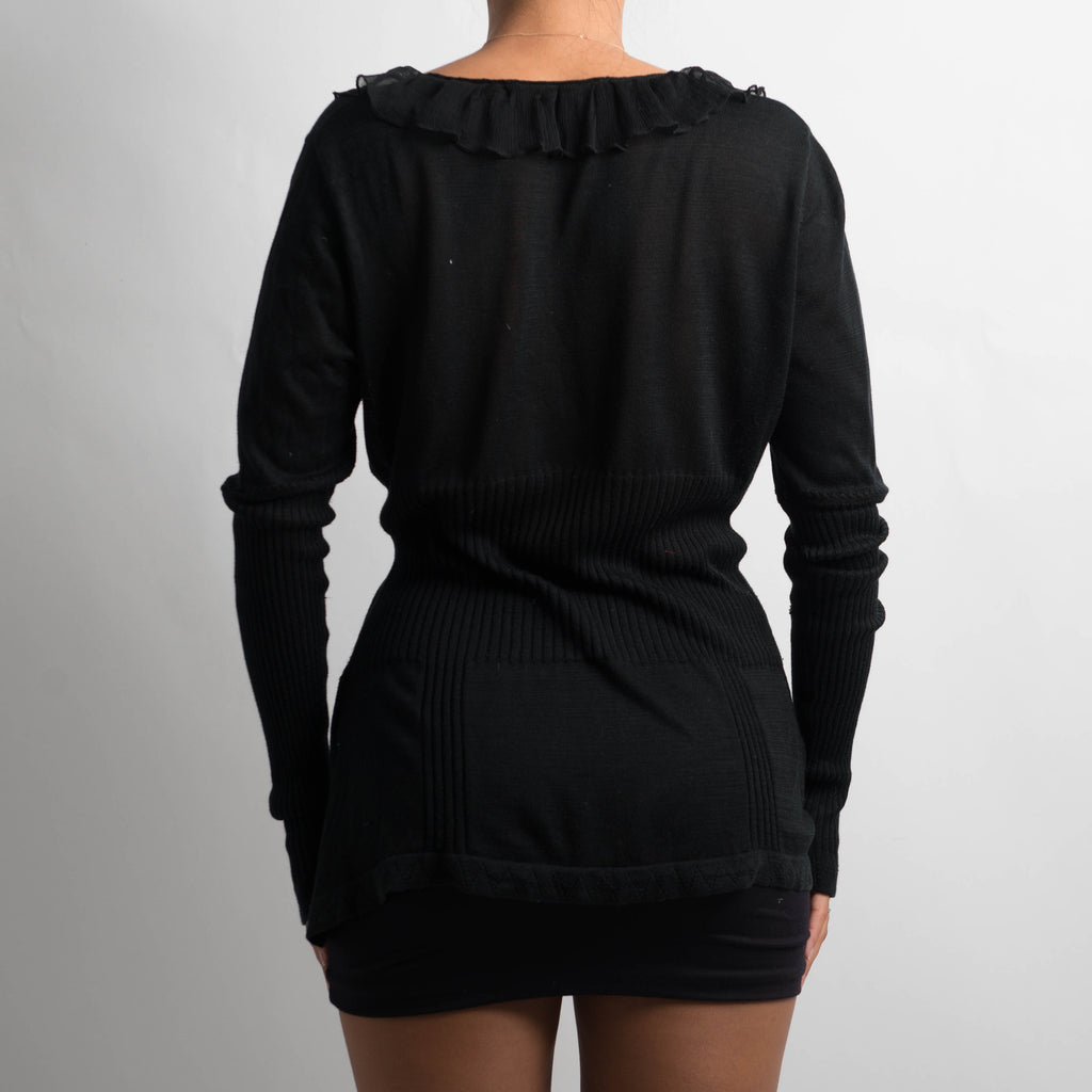 TIE FRONT RUFFLE TOP