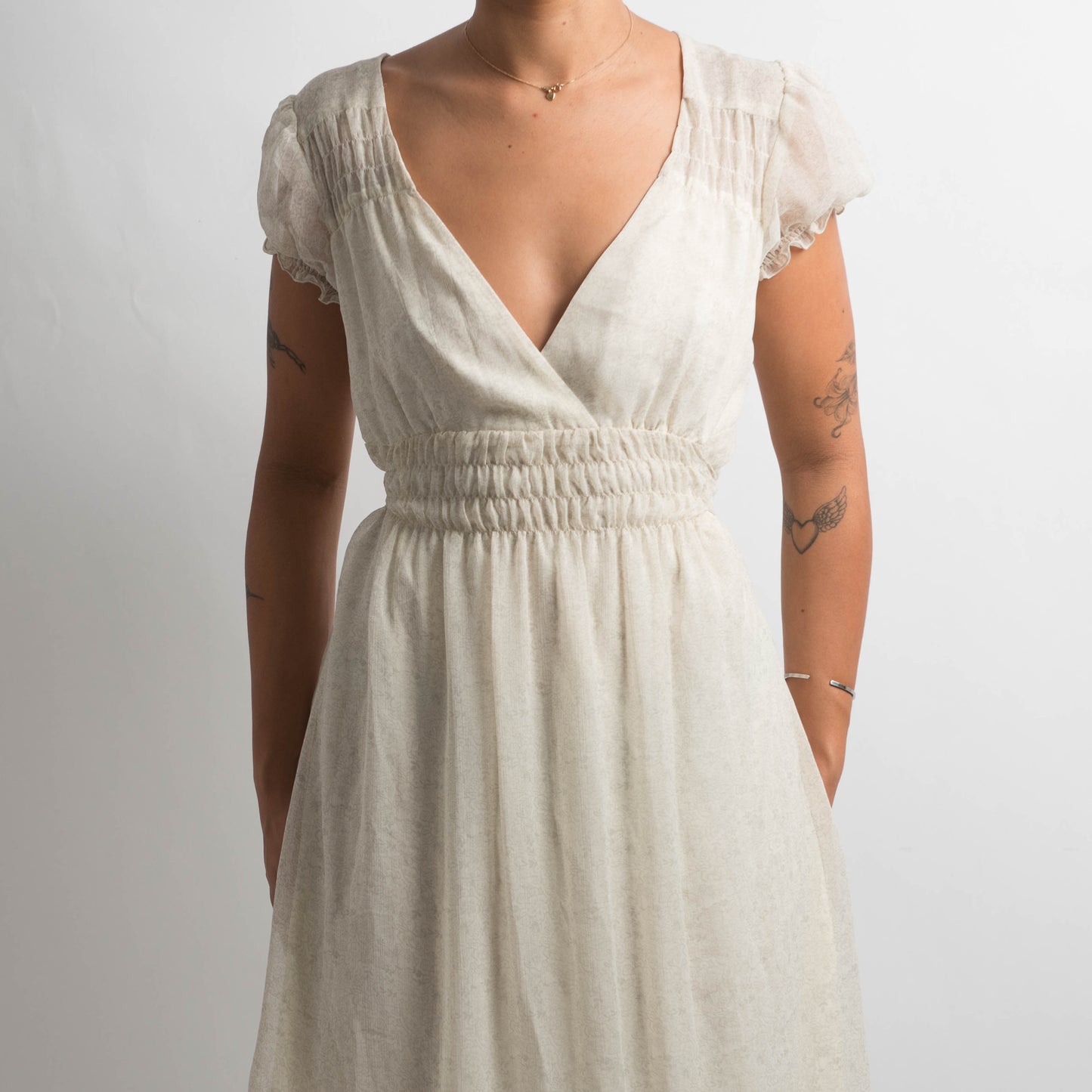 CREAM FLORAL DRESS