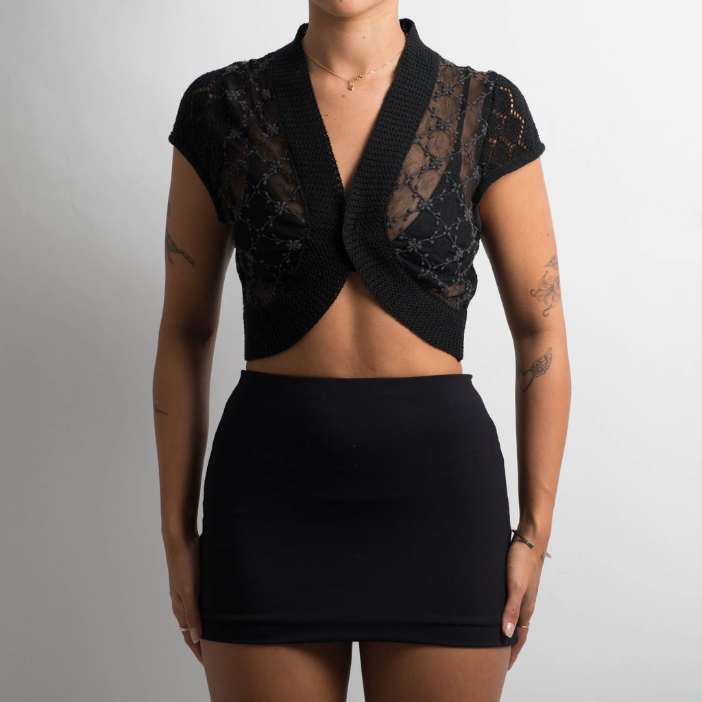 BLACK CROCHET TOP
