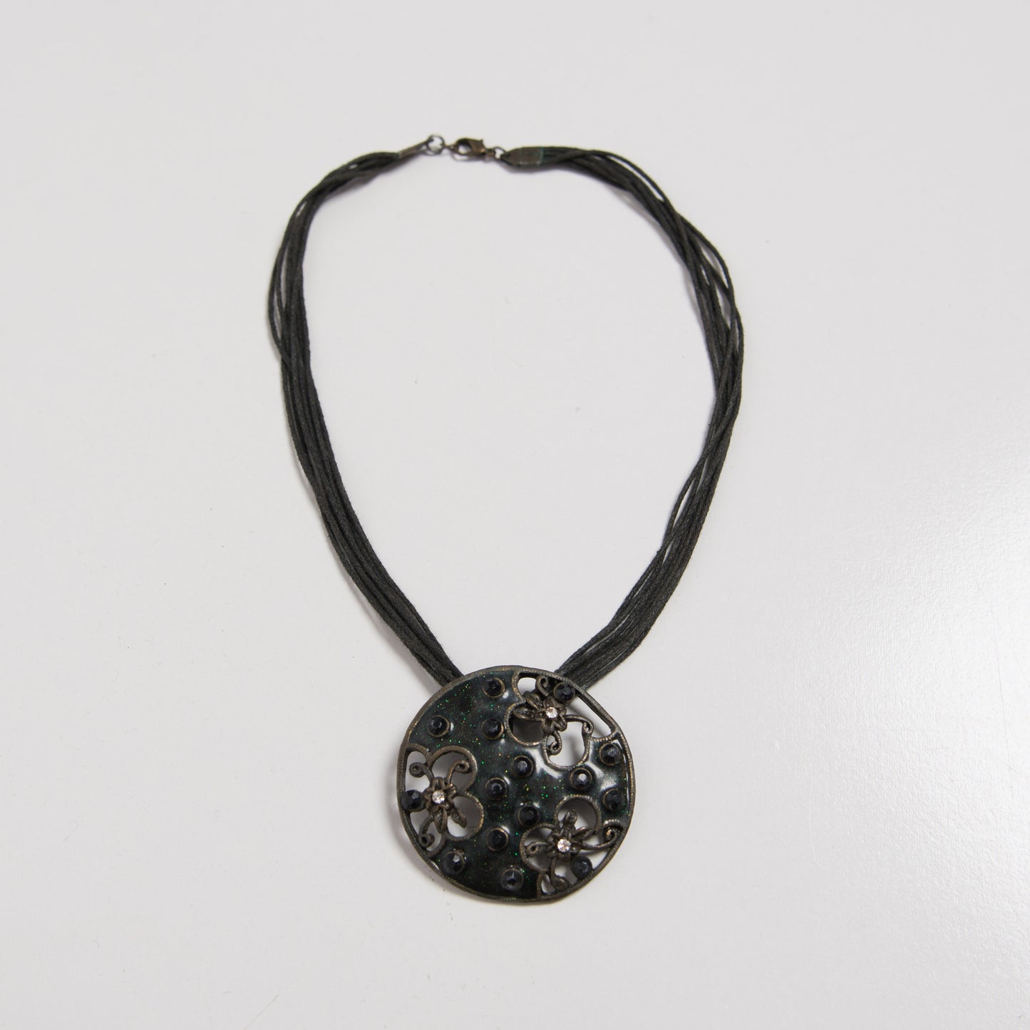 DARK GREY NECKLACE