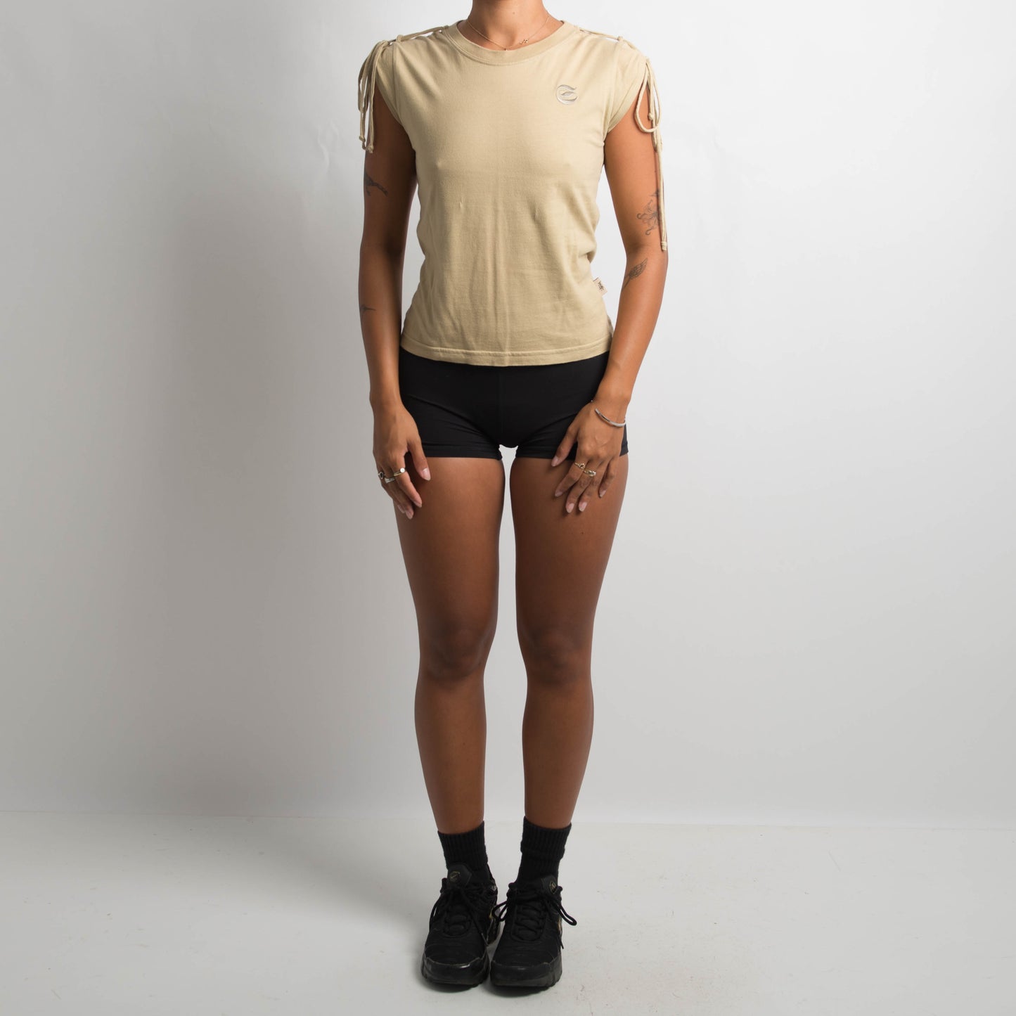 TAN CAP SLEEVE TEE