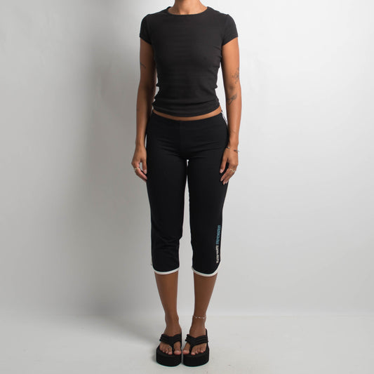 BLACK CAPRI LEGGINGS