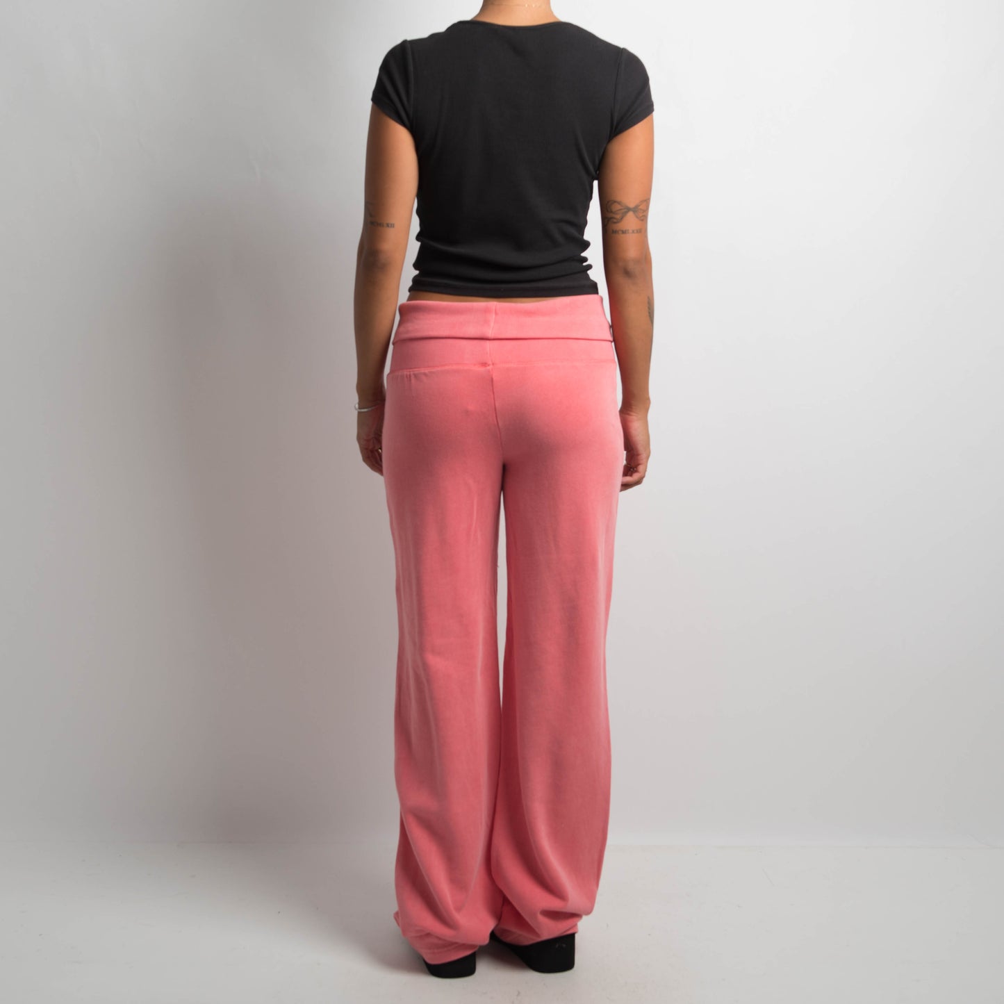 PINK FLARED SWEATPANTS