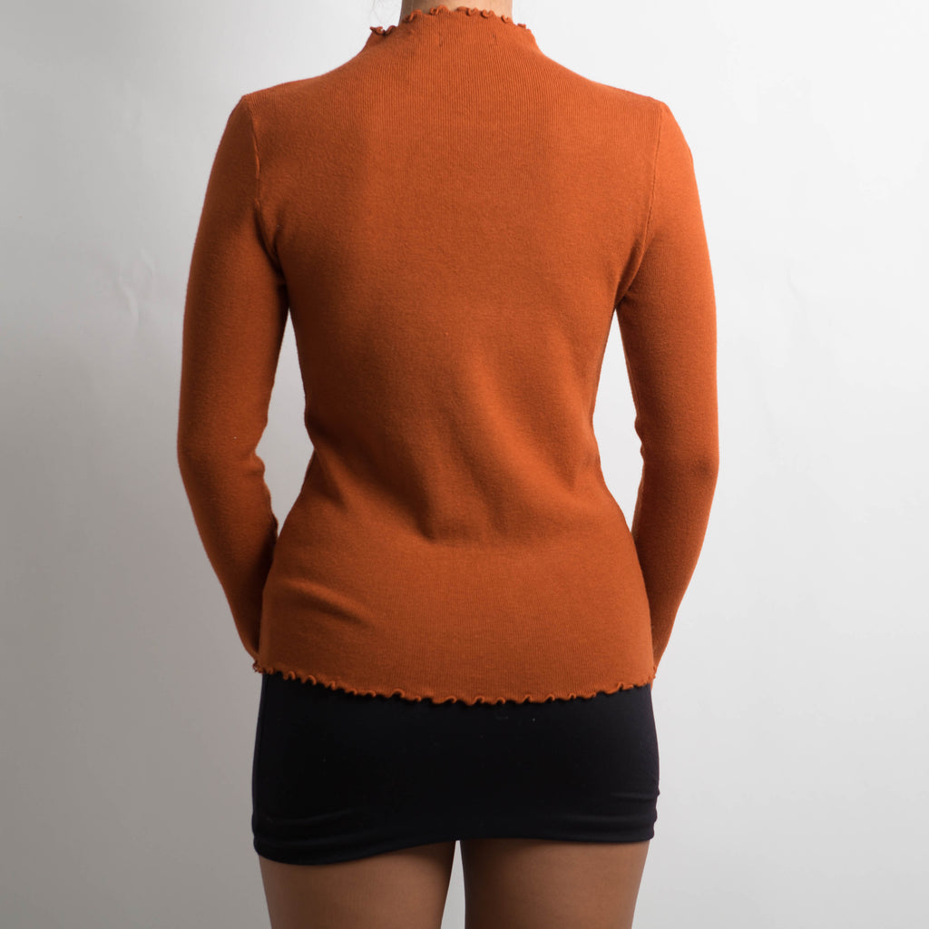 ORANGE MOCKNECK KNIT TOP