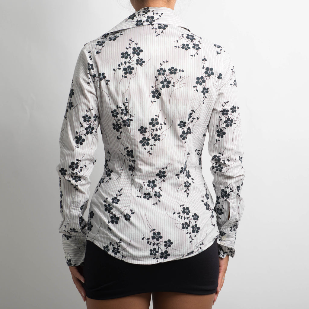WHITE FLORAL BLOUSE