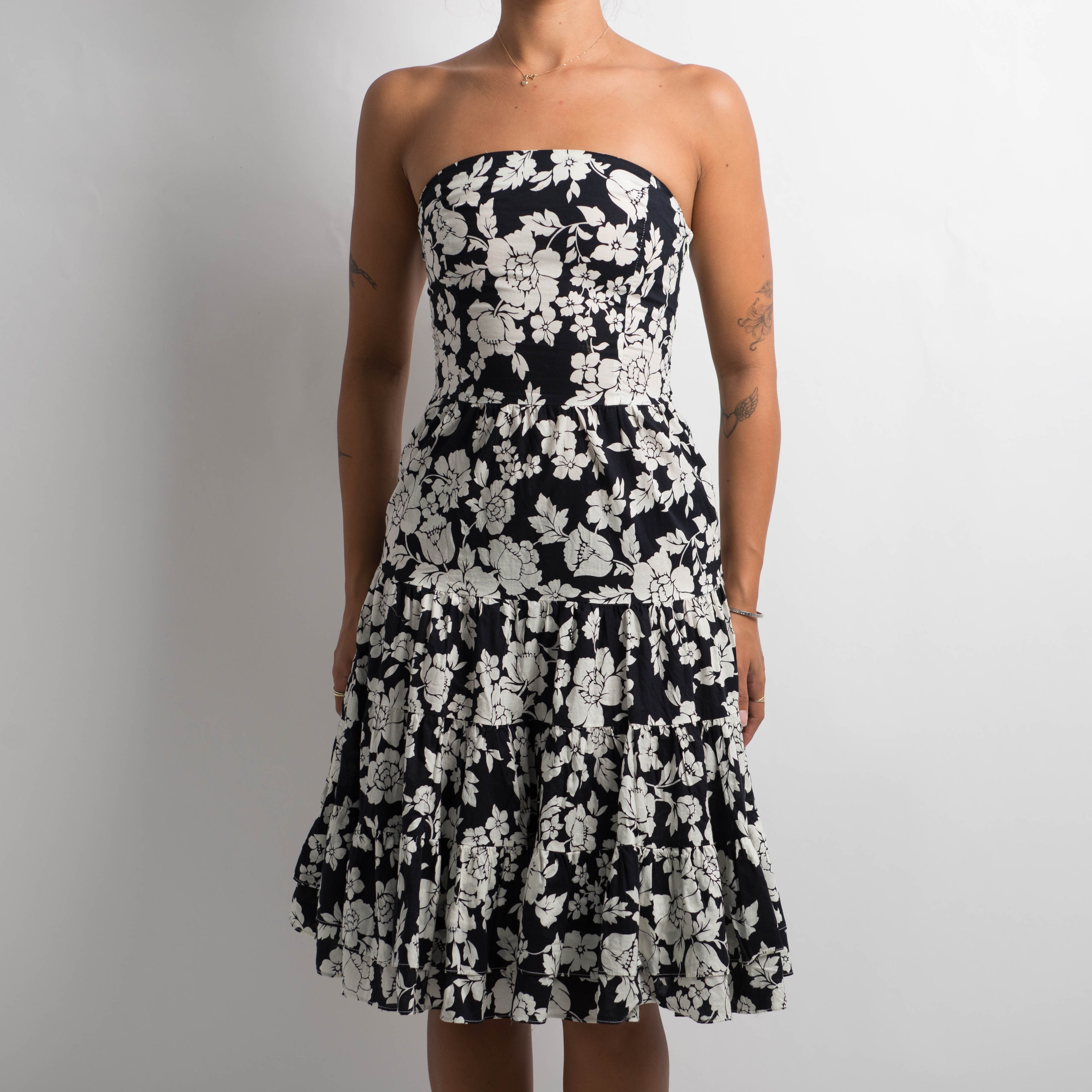 STRAPLESS FLORAL DRESS
