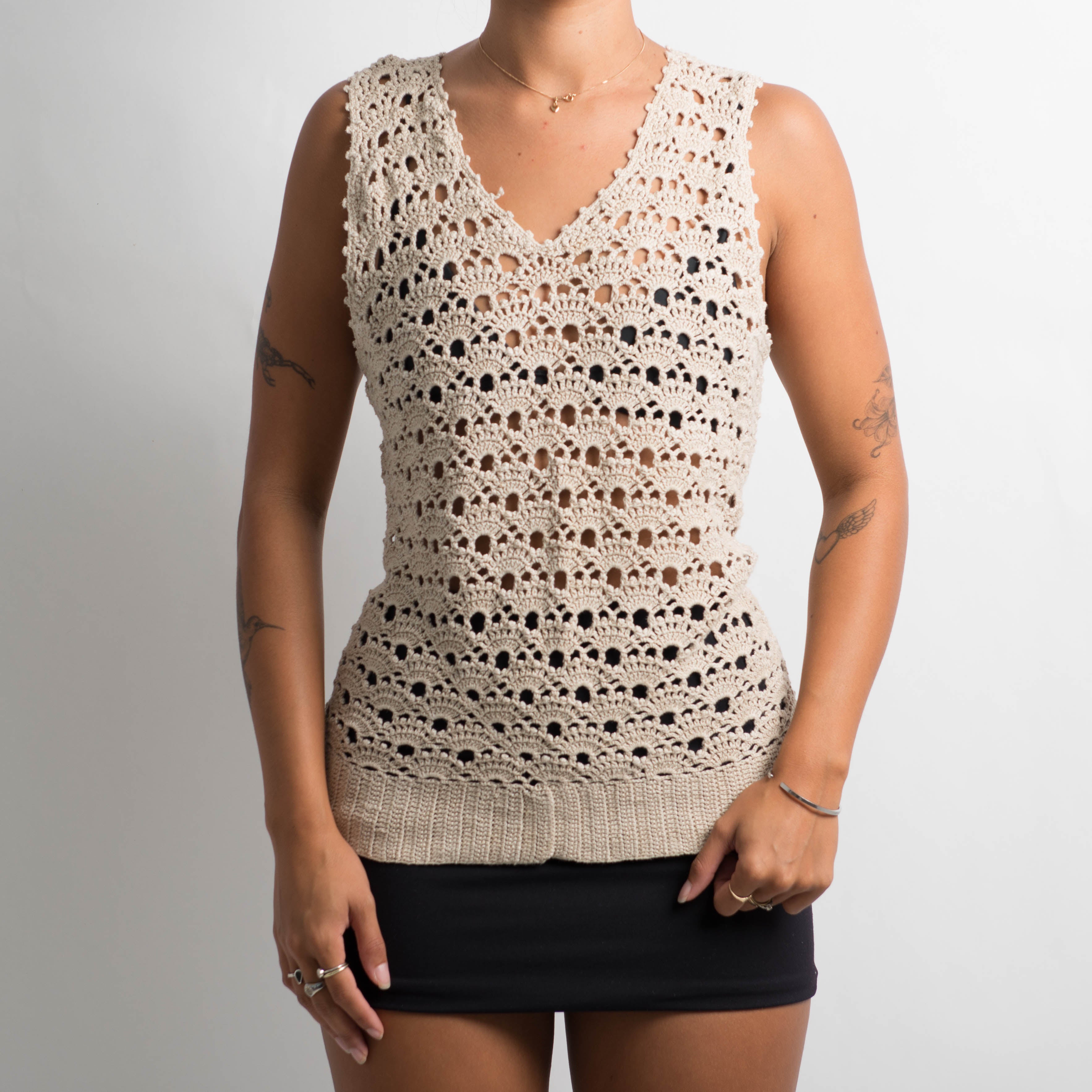 BEIGE CROCHET TOP