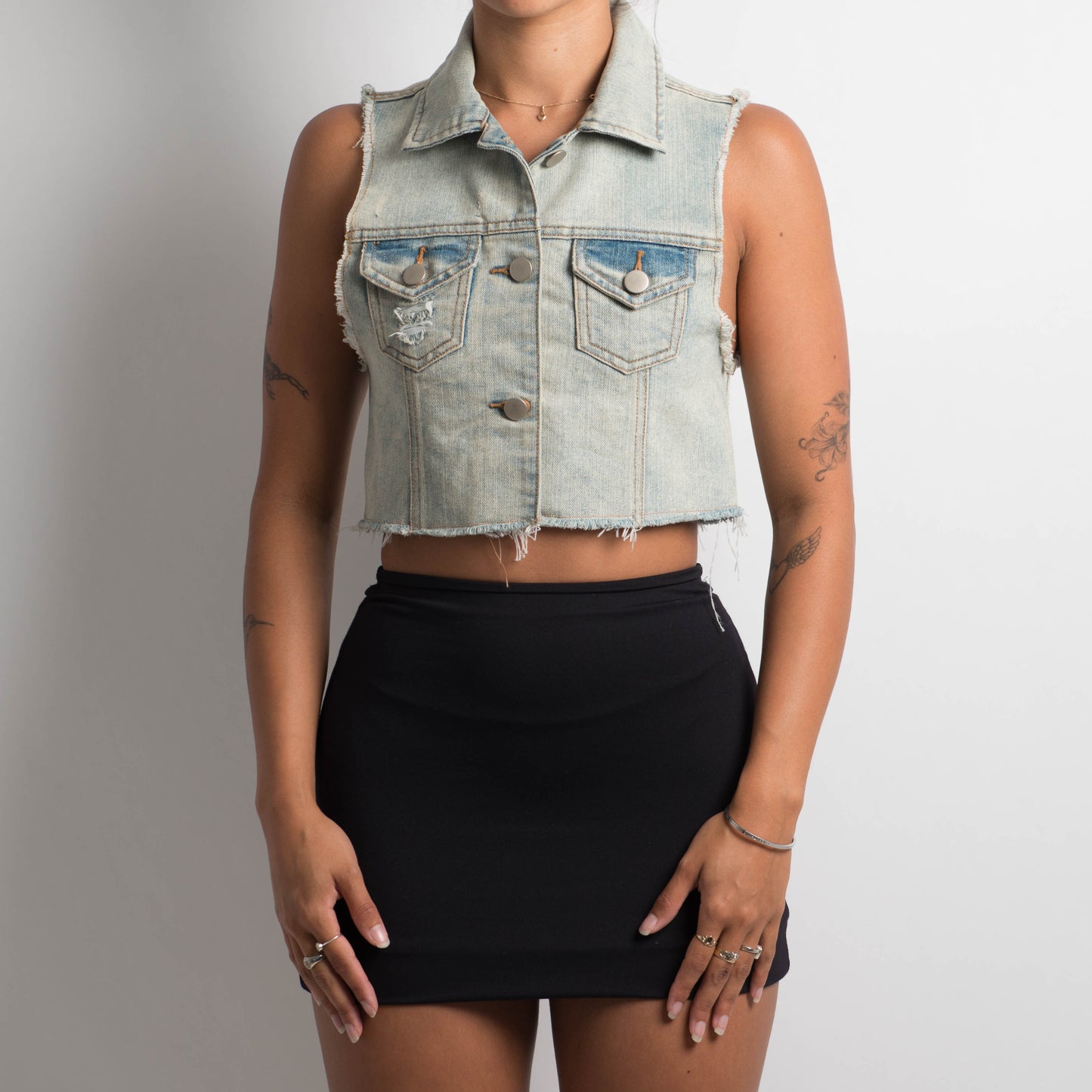 FADED CROPPED DENIM VEST