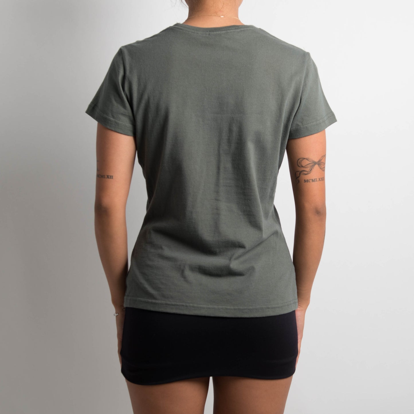 GREY GRAPHIC TSHIRT