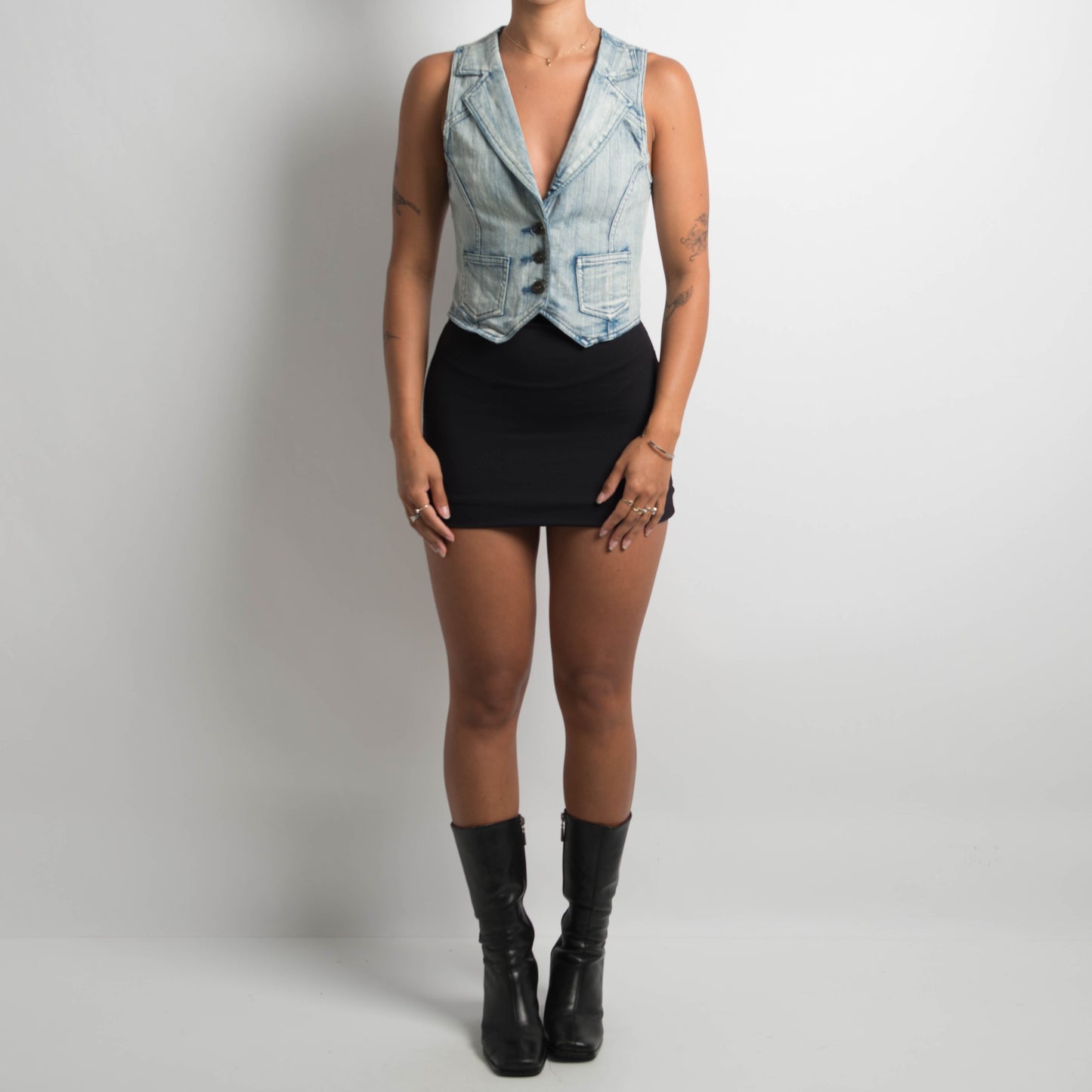 LIGHT WASH DENIM WAISTCOAT VEST