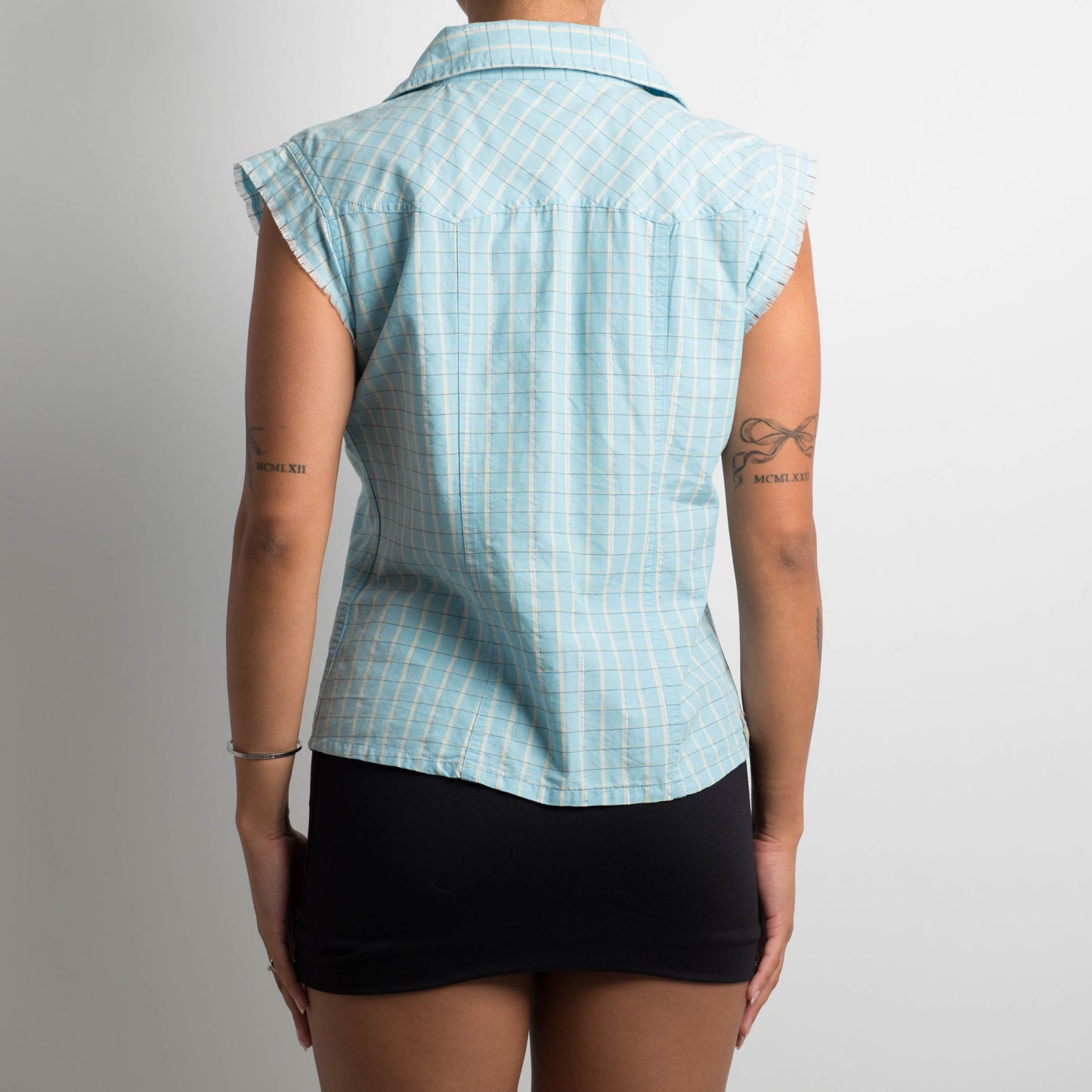 BLUE GINGHAM SLEEVELESS TOP