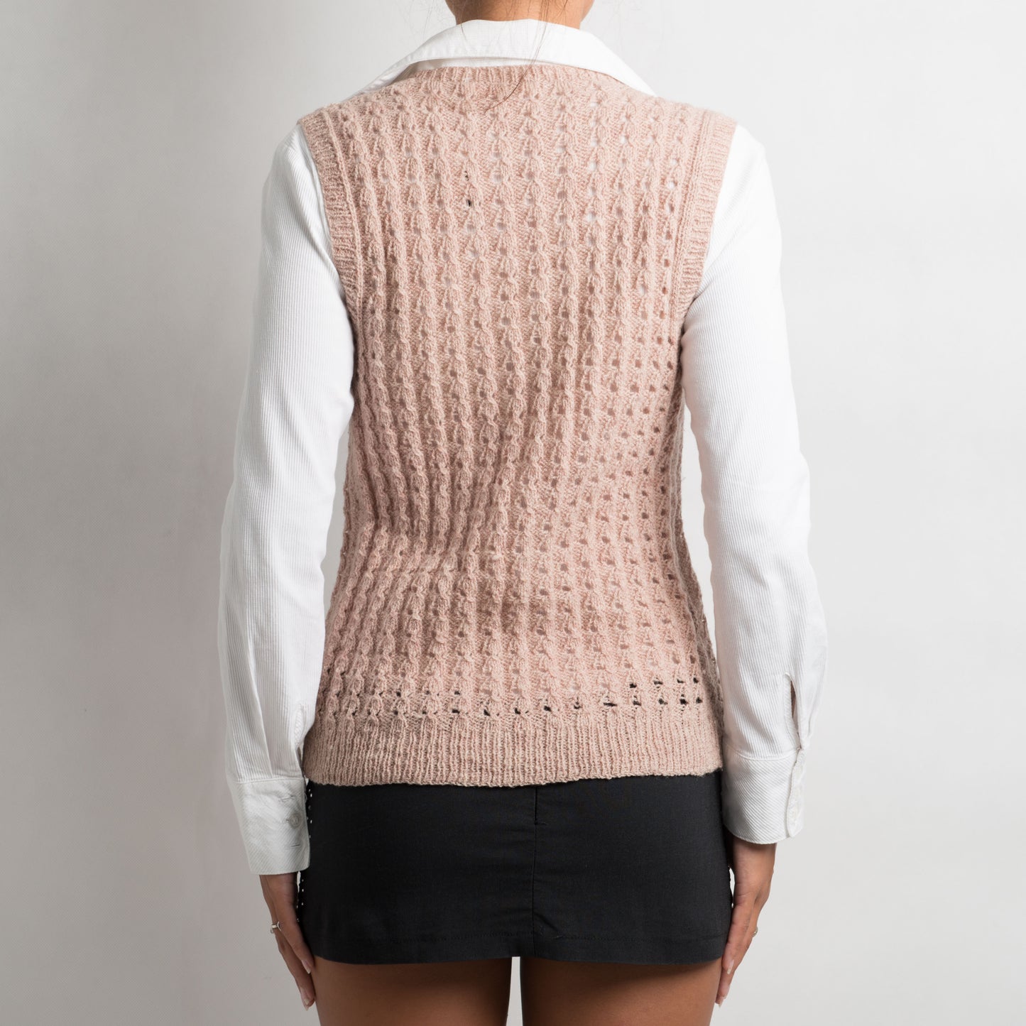 PINK KNIT VEST