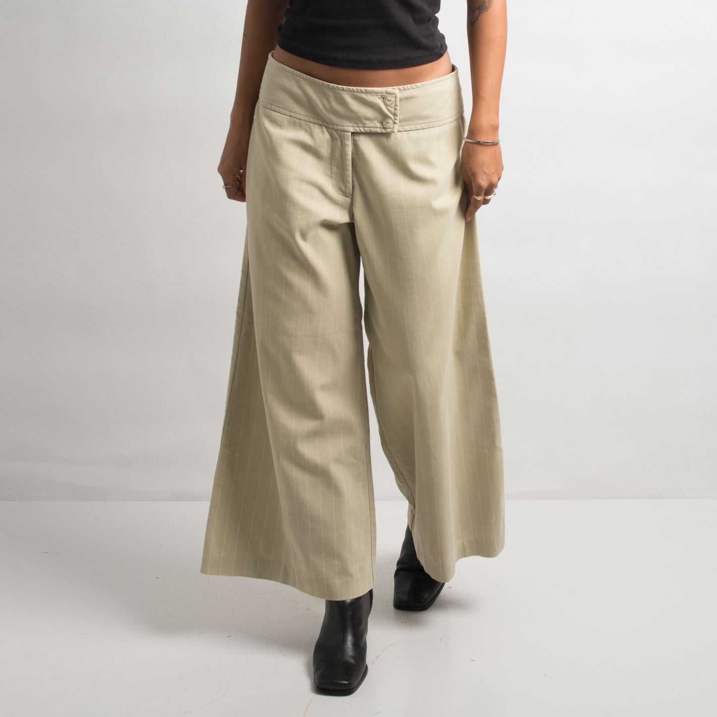 ULTRA WIDE LEG PANTS