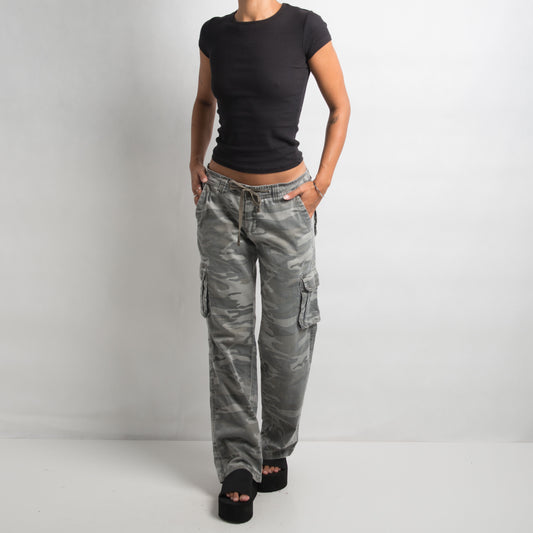 GREY CAMOFLAUGE PANTS