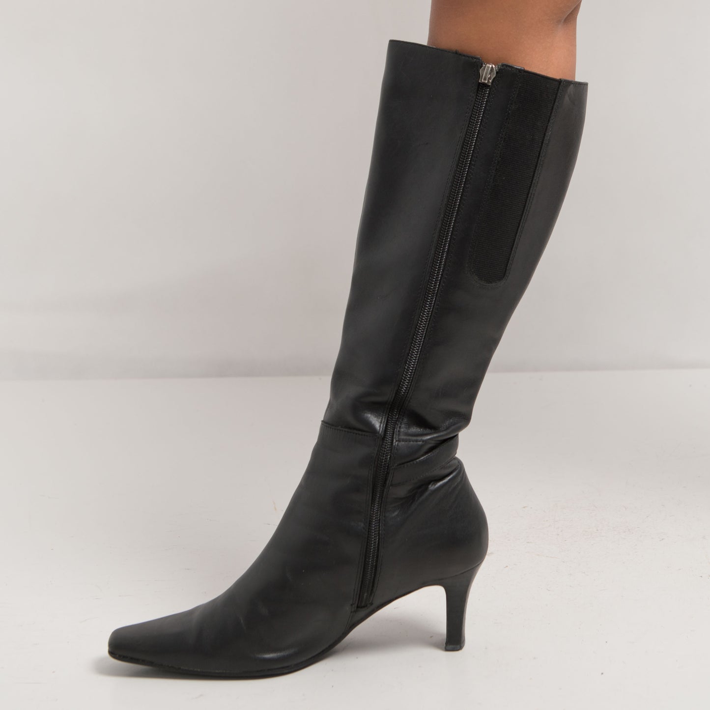 BLACK KNEE HIGH BOOTS