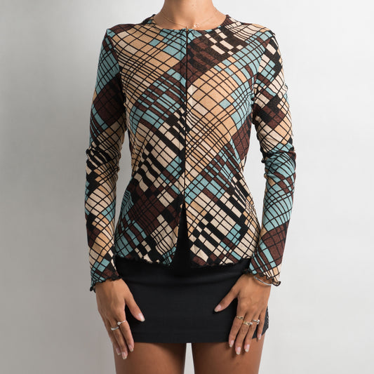 MESH PATTERNED LONG SLEEVE