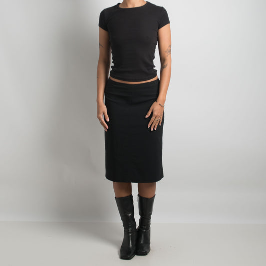 BLACK MIDI SKIRT