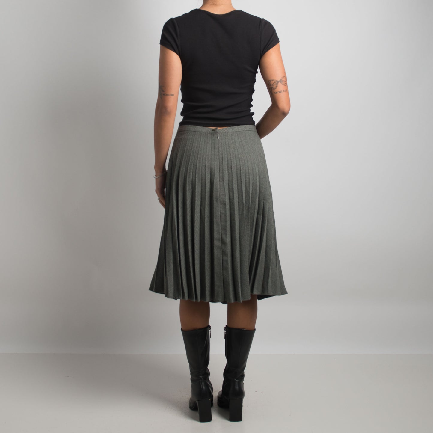 GREY PLEATED MIDI SKIRT