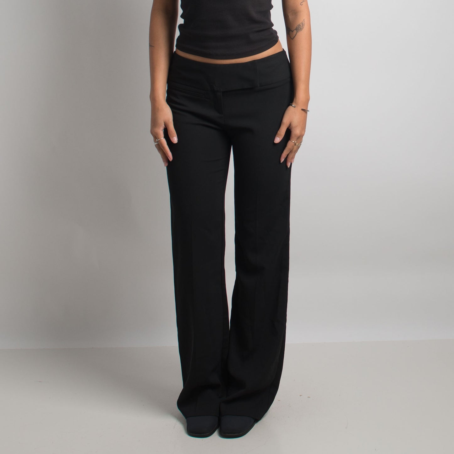 PANTALON NOIR SLINKY