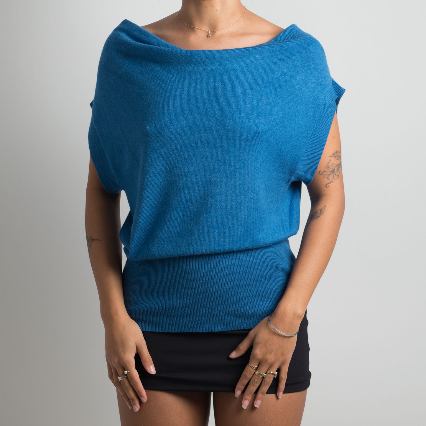 BLUE KNIT COWL NECK TOP