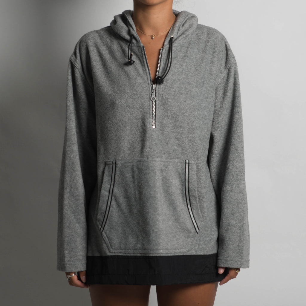 GREY QUARTER ZIP SWEATER