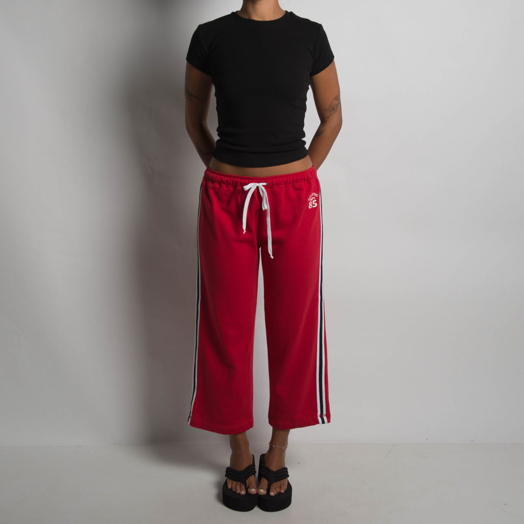 RED CROP SWEATPANTS